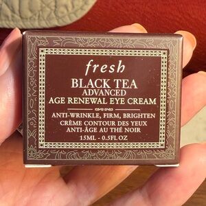 fresh BLACK TEA ADVANCED AGE RENEWAL EYE CREAM NIB ~ 15 ml